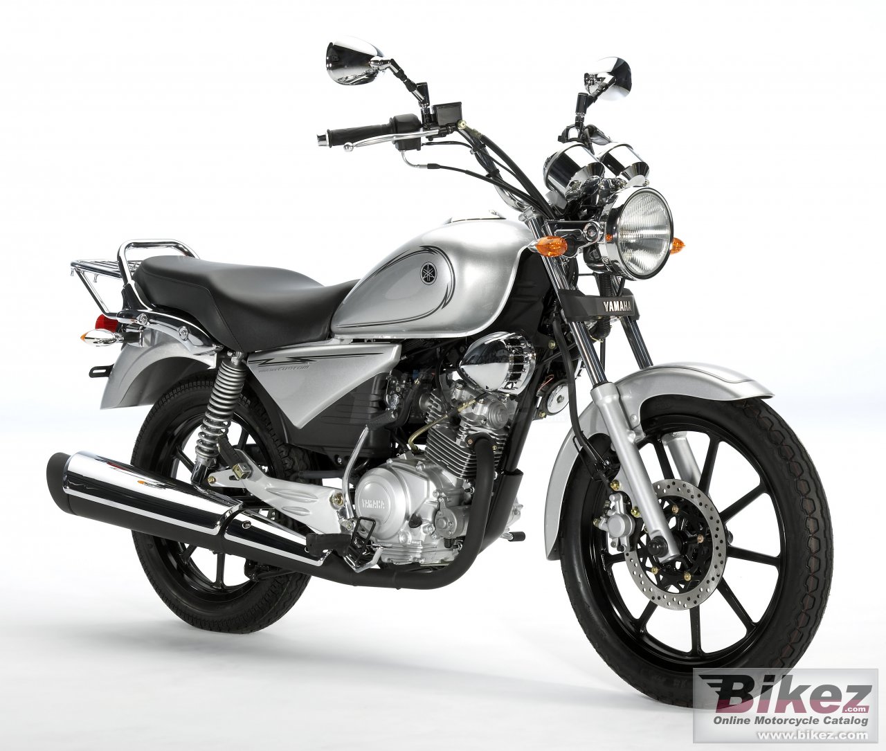 Big Yamaha ybr125 custom picture and wallpaper from Bikez.com